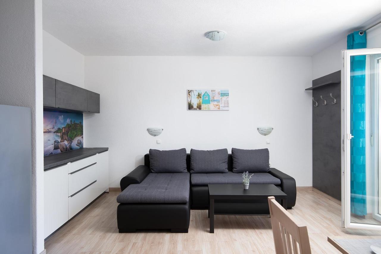 Apartmani Mirna Luka Pomer Luaran gambar